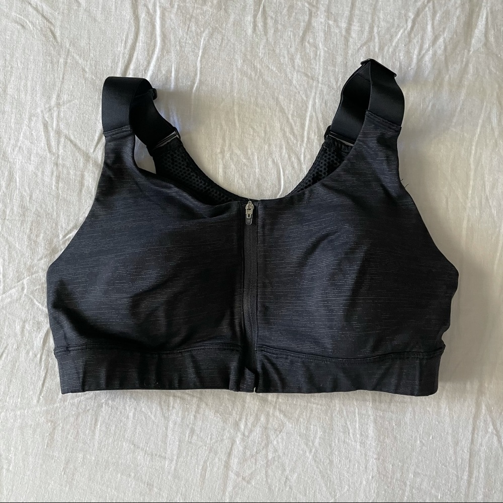 Outdoor Voices / Zip Front Sports Bra
